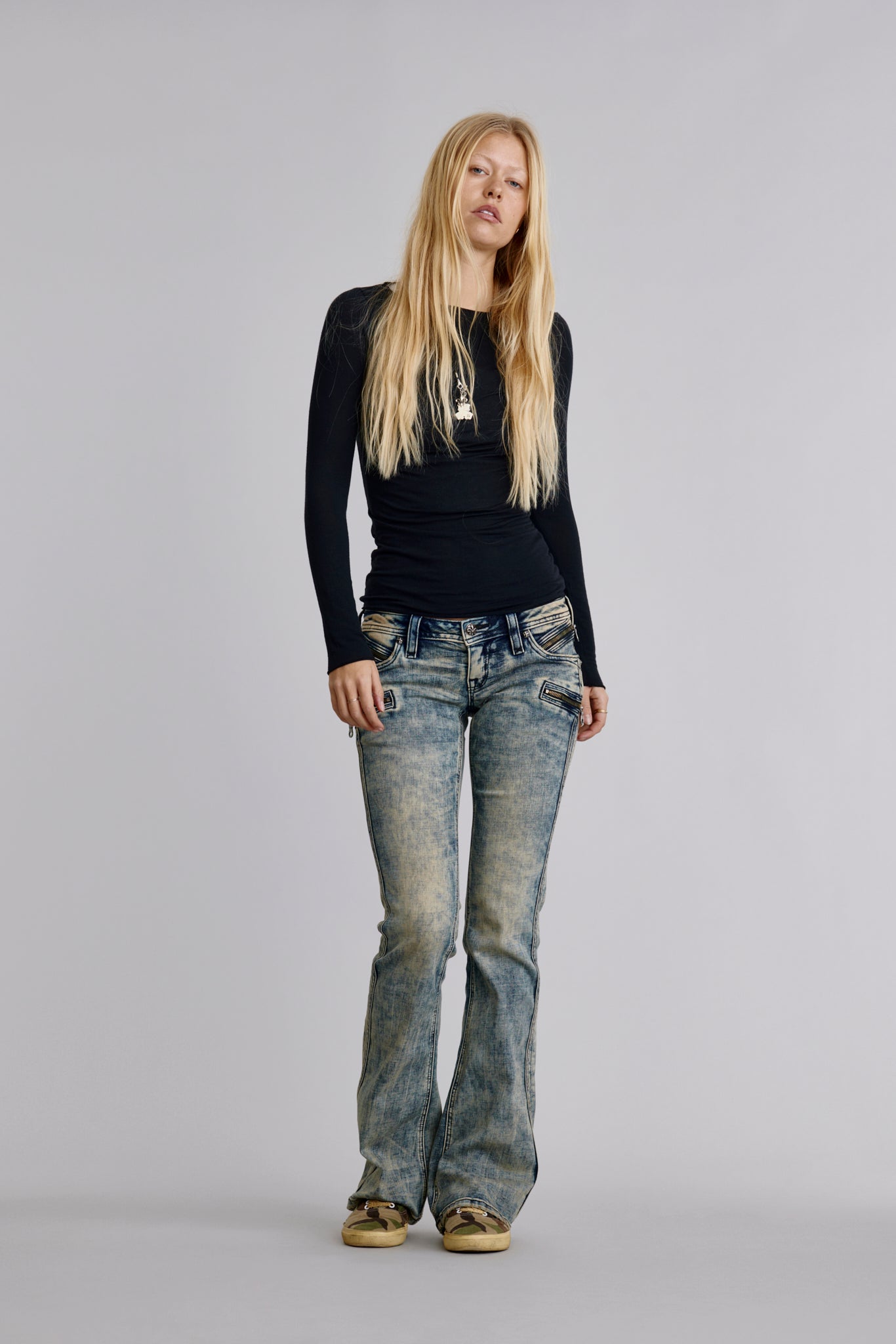 Kamil Super Low-Rise Moto Bootcut Jeans in Phantom