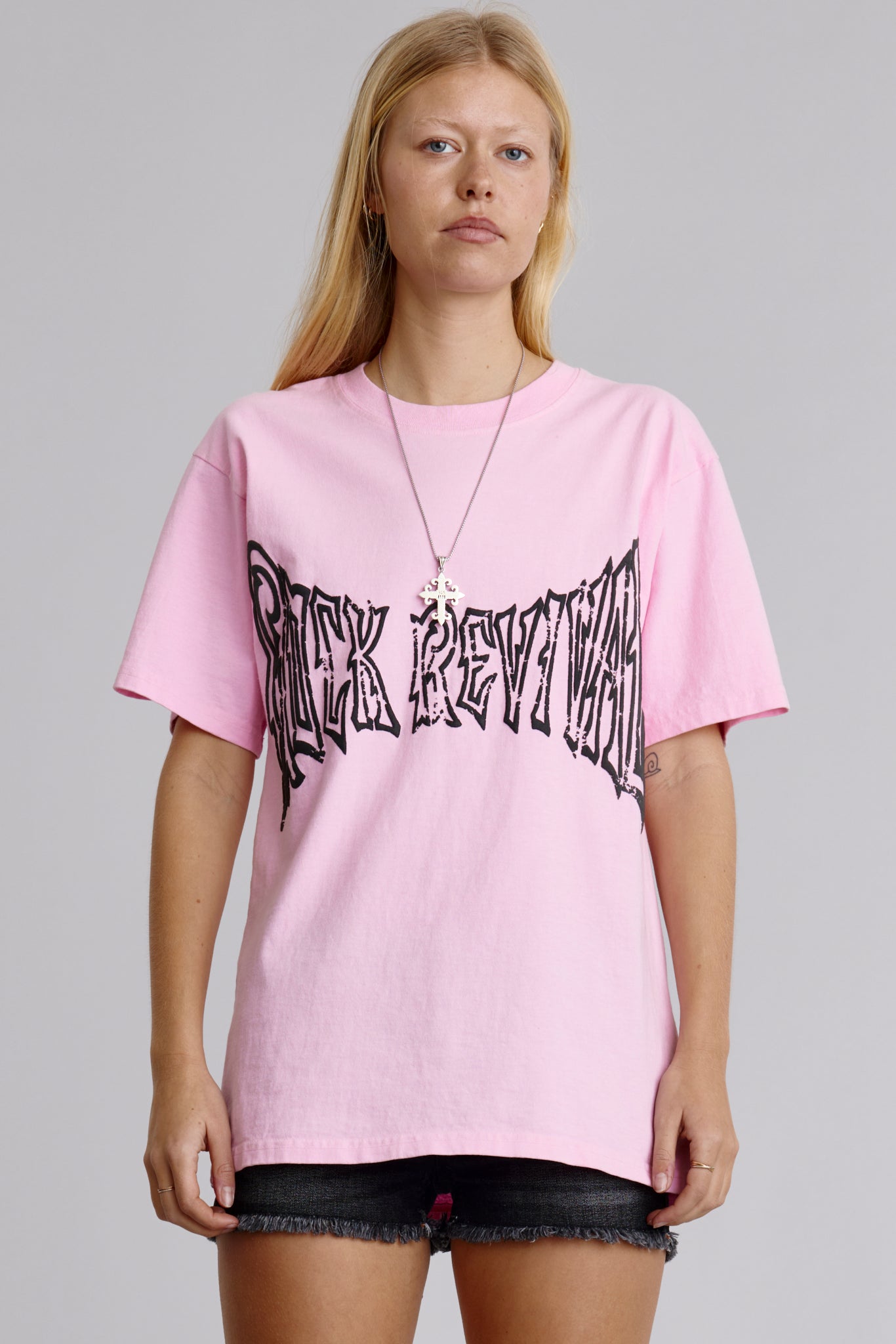 Soundwave Boyfriend Tee in Pink