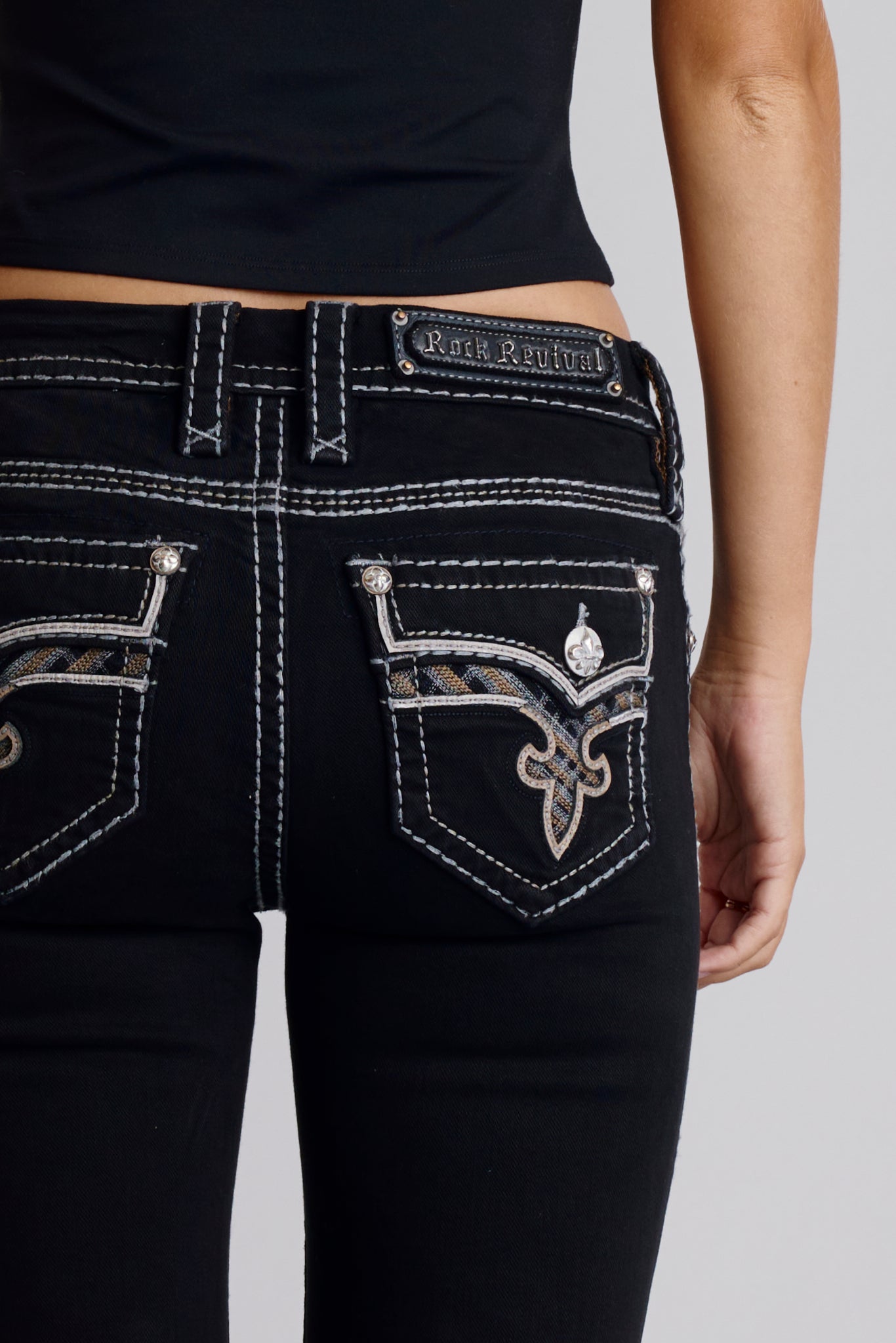Colleen Skinny Jeans in Black