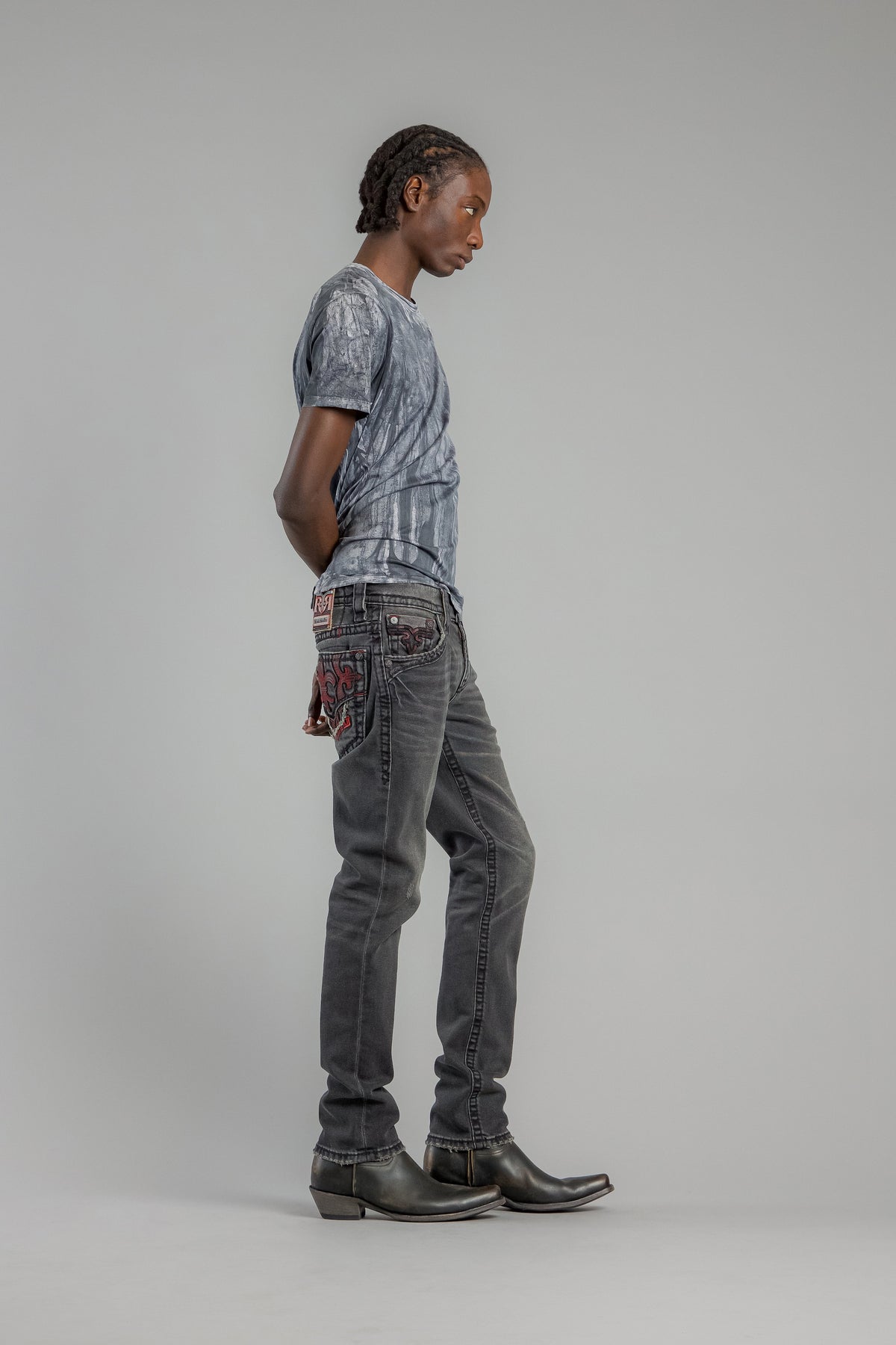 Adriel Alt Straight Jeans in Black