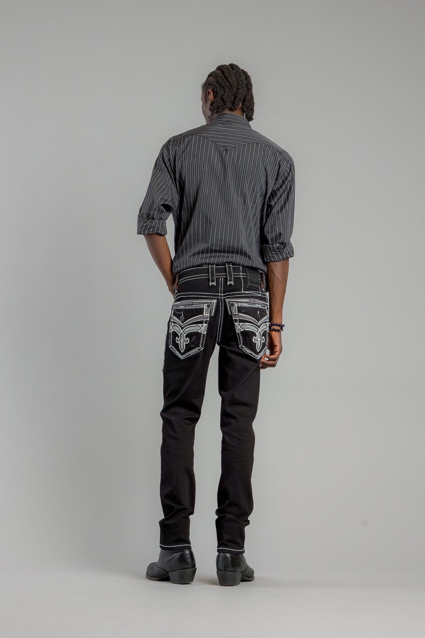 Eggplant Alt Straight Jeans in Black