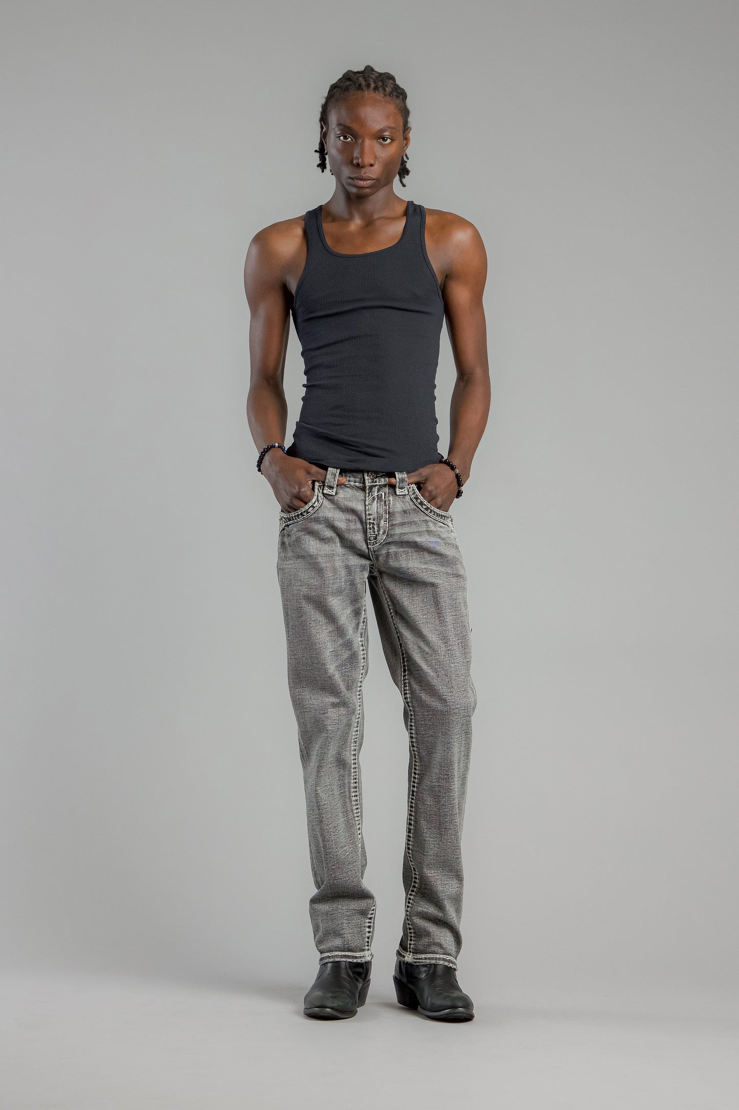 Haiden Straight Jeans in Gray