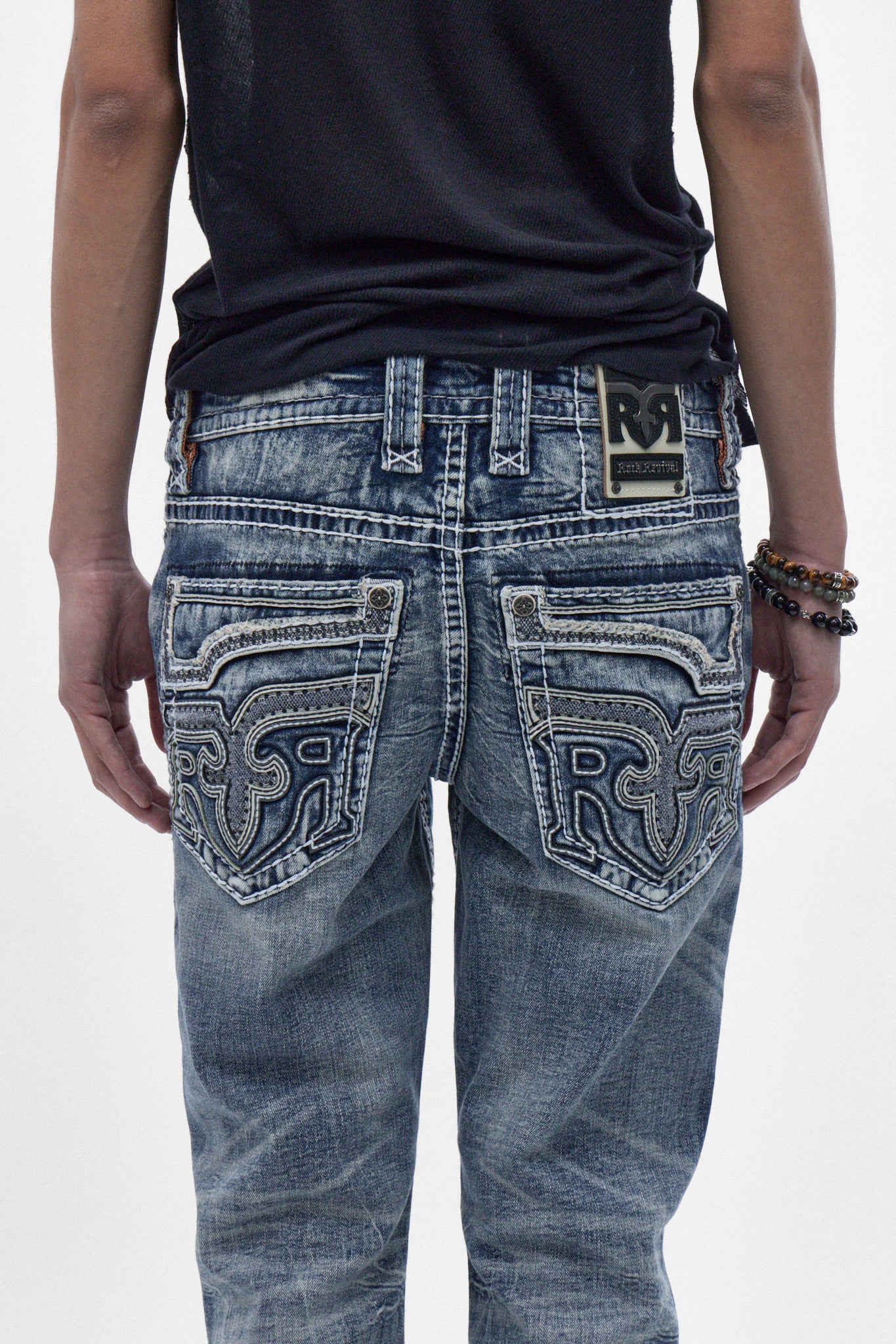 Xander Bootcut Jeans in Medium Blue