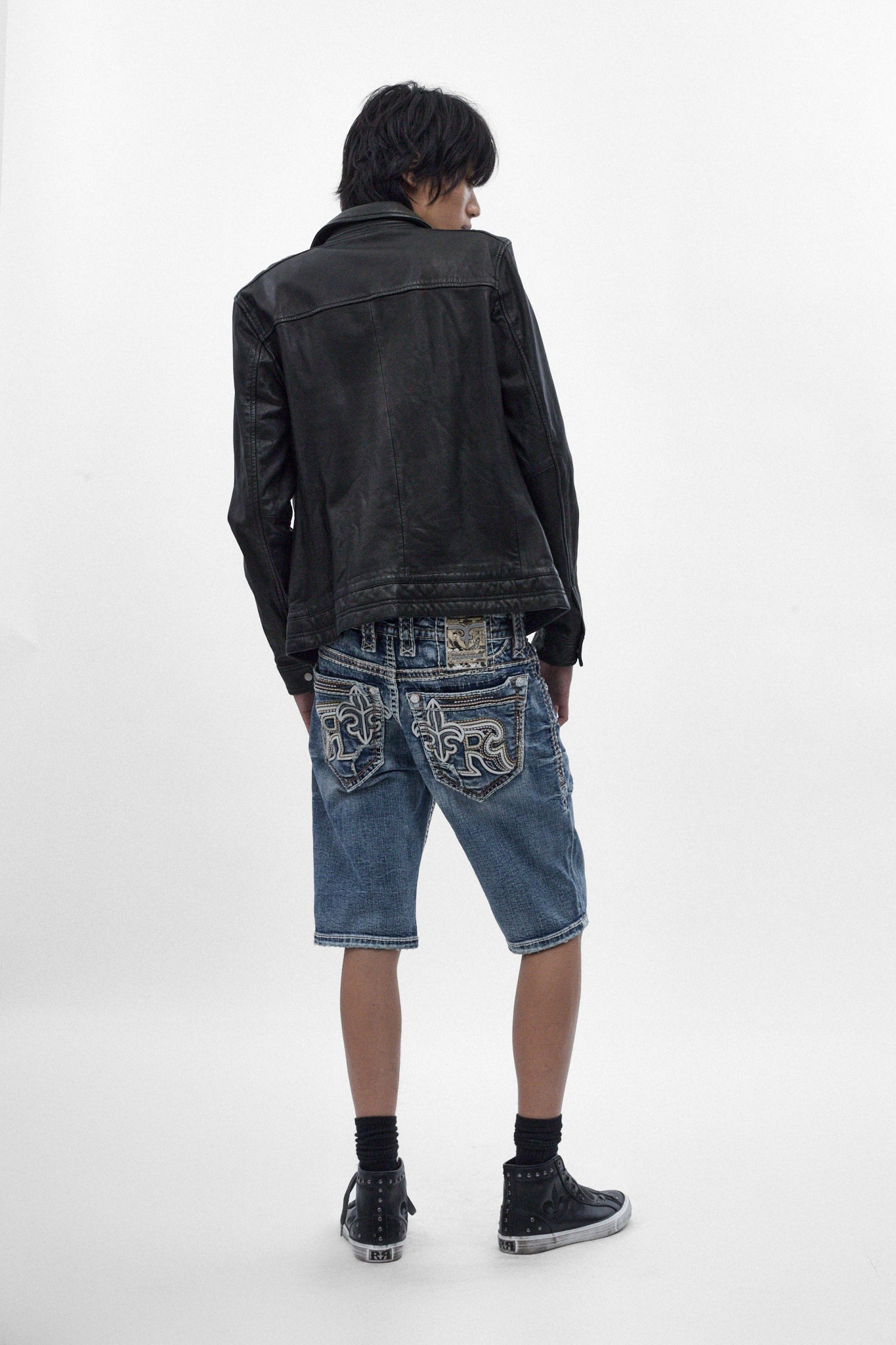 Zayn Denim Shorts in Medium Blue