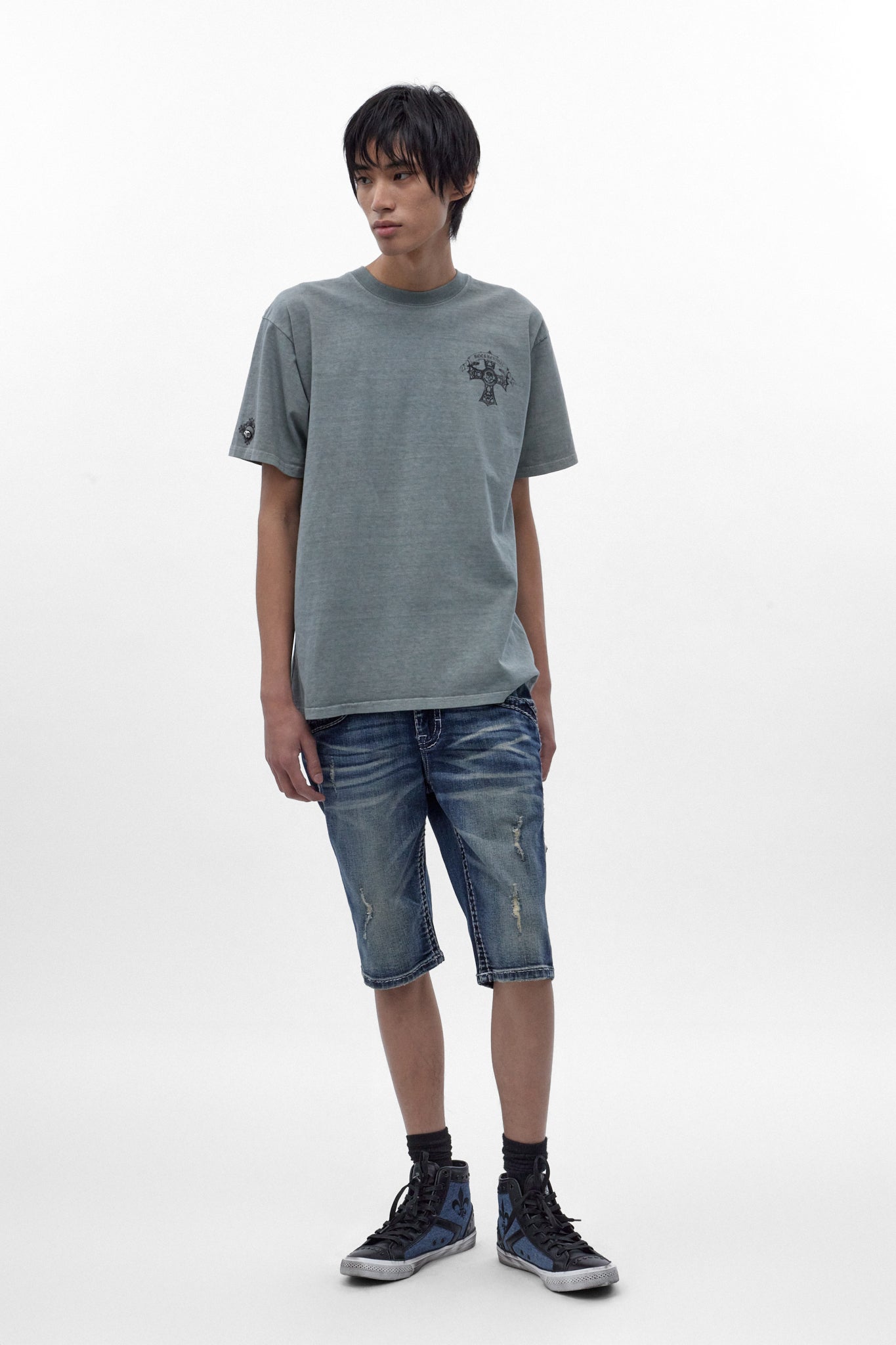 Rock Revival Relic Tee in Gray